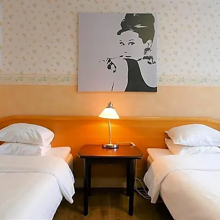 Hostel Linnanpiha *