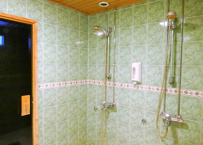 Linnanpiha Хостел Раума